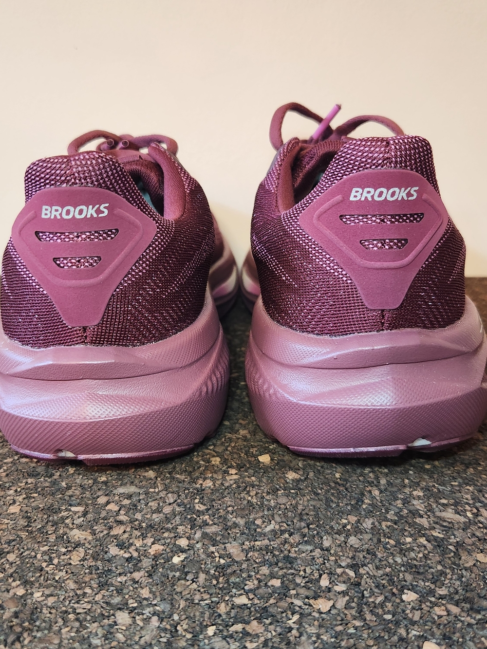 Brooks Ghost 17 Running Shoes Womens Size 7 - Picture 4 of 9